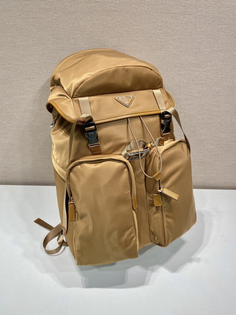 Pra*a backpacks